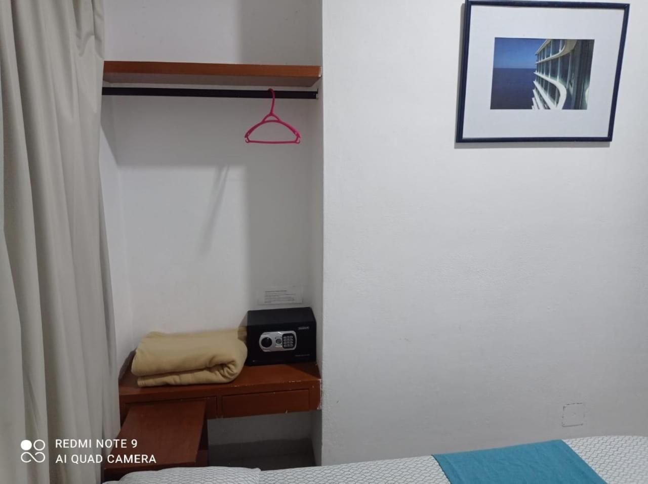Bed and Breakfast Casa De Huespedes Taino Канкун Экстерьер фото